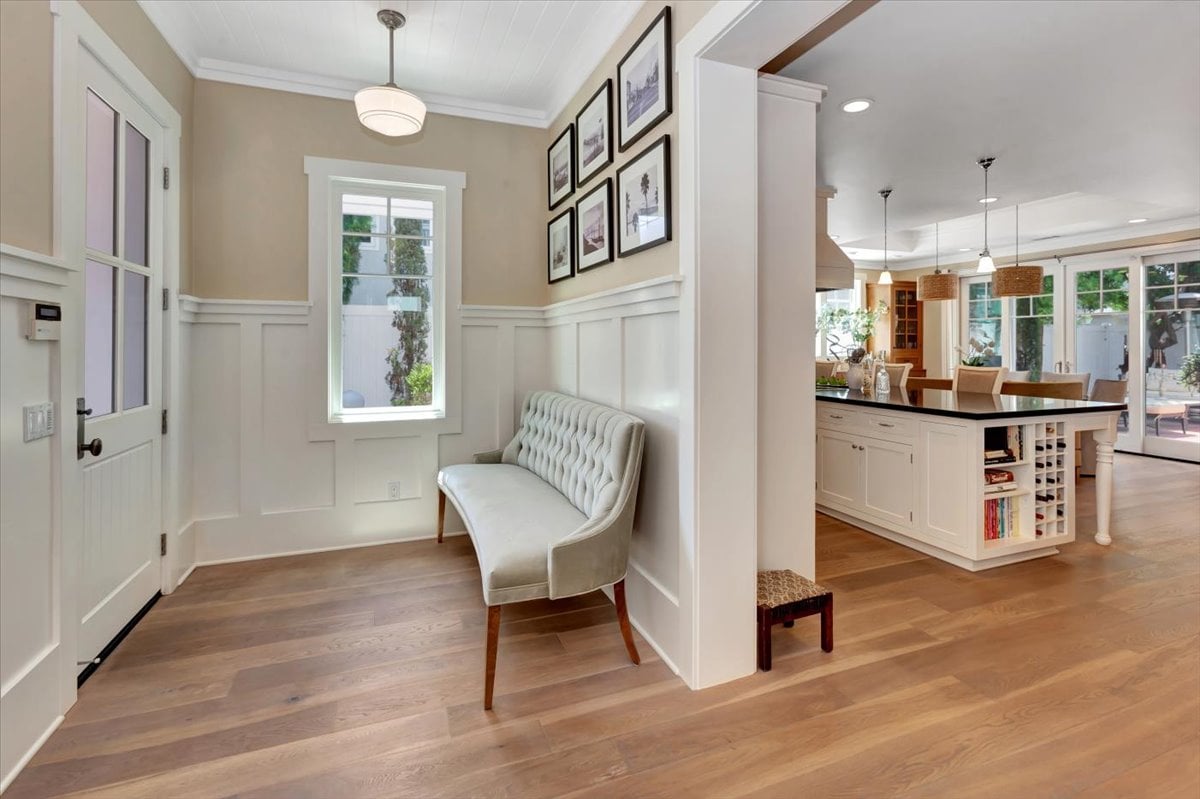 57 Savona Walk