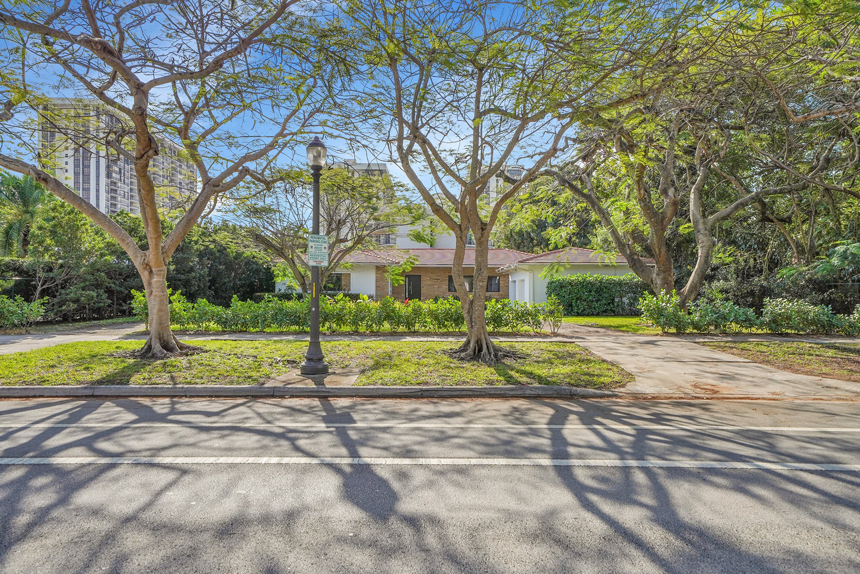 Mark Mankarious - Compass Real Estate