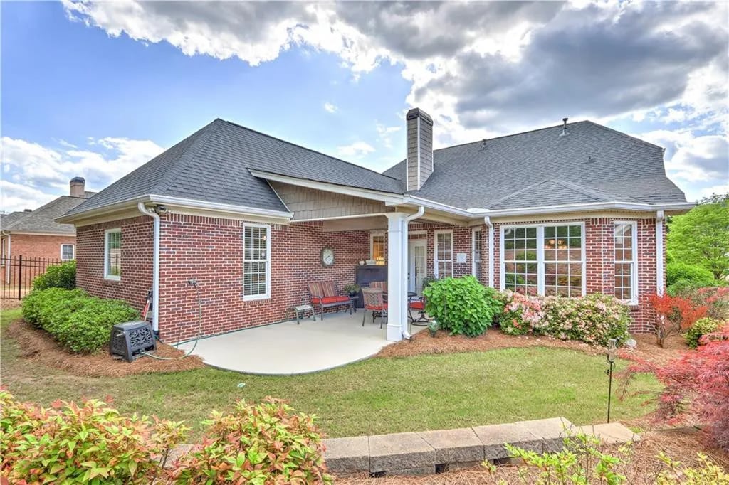 740 Windsor Place Cir