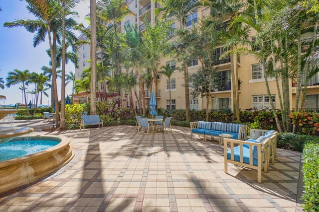 Flagler Pointe Downtown WPB Condos