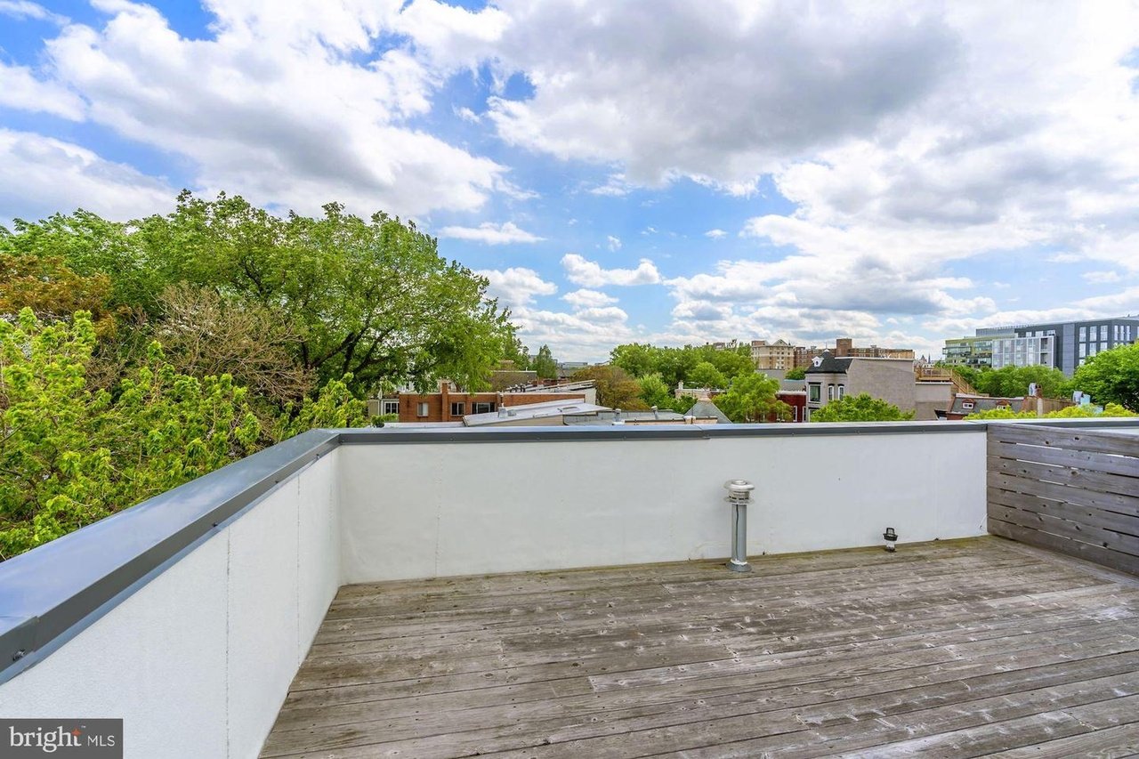 1537 6th Street NW #2