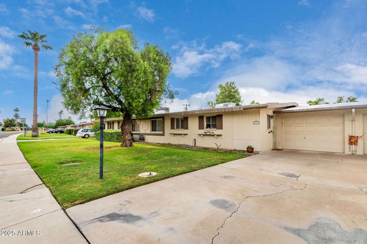 10641 W Oakmont Drive