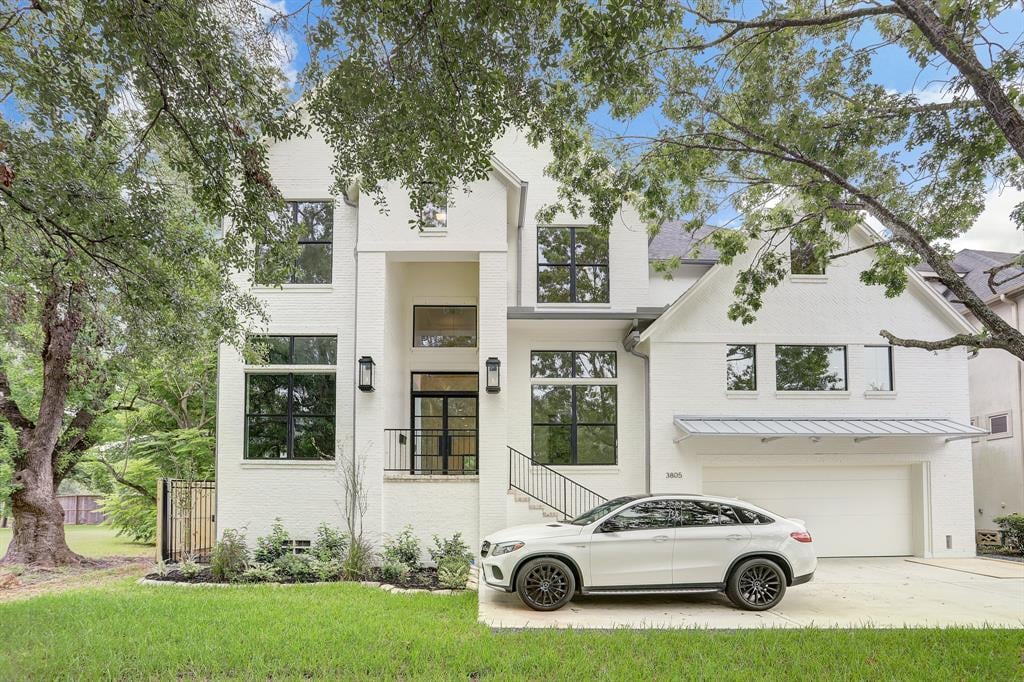 3805 Grennoch Ln