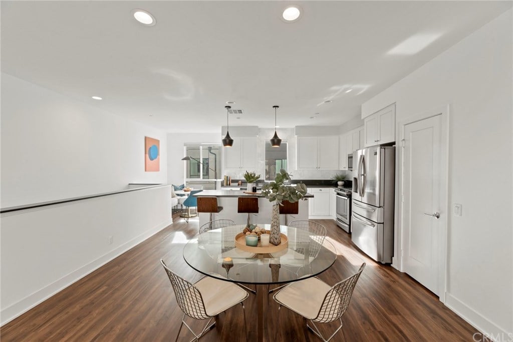 118 S Avenue 50, Unit 203