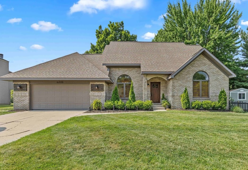 Must-See 5-Bedroom Home in Wyoming, MI – Perfect for Modern Living!