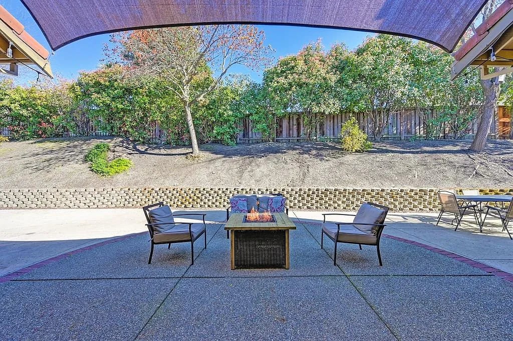 4622 Nassau Ct