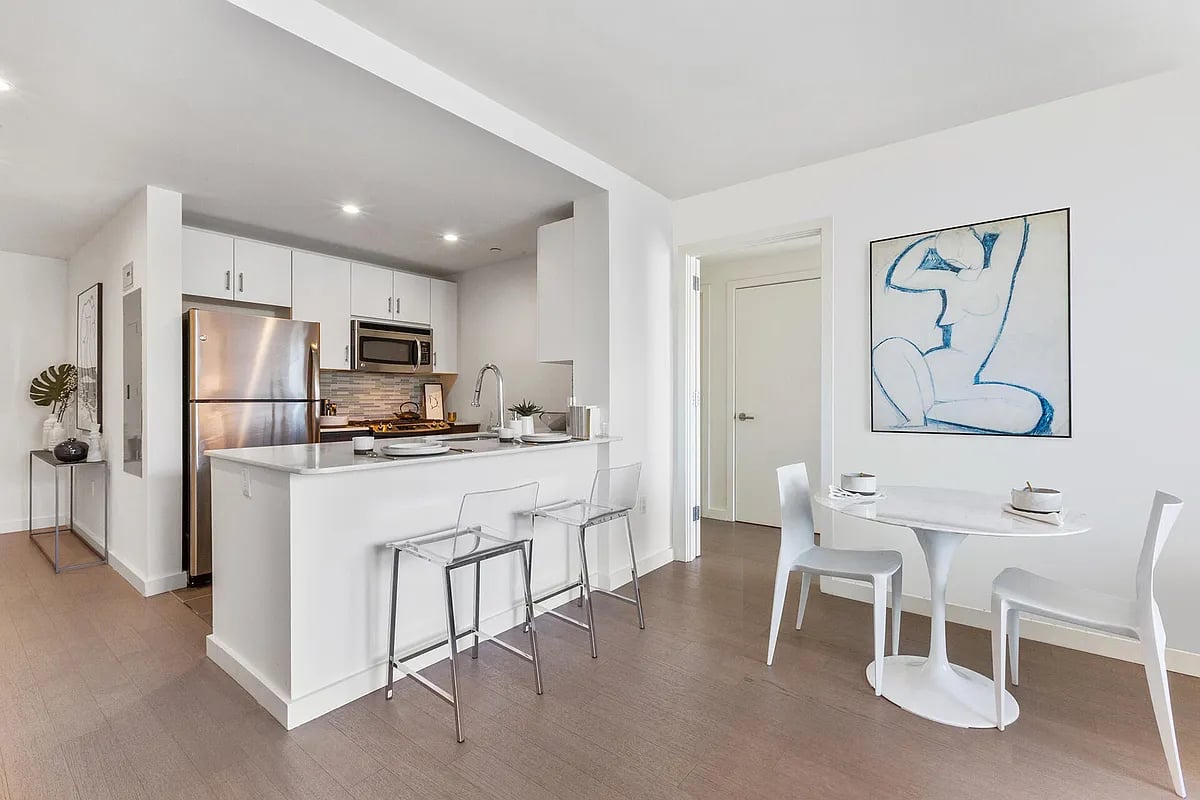 250 N 10th St Unit 311