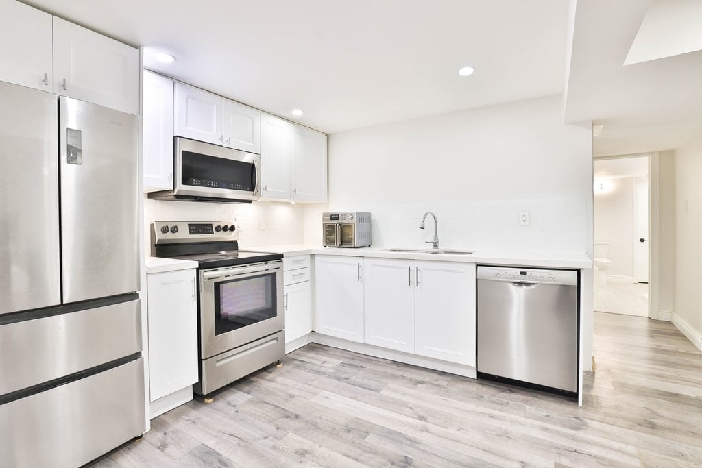 2673 Kingsberry Cres