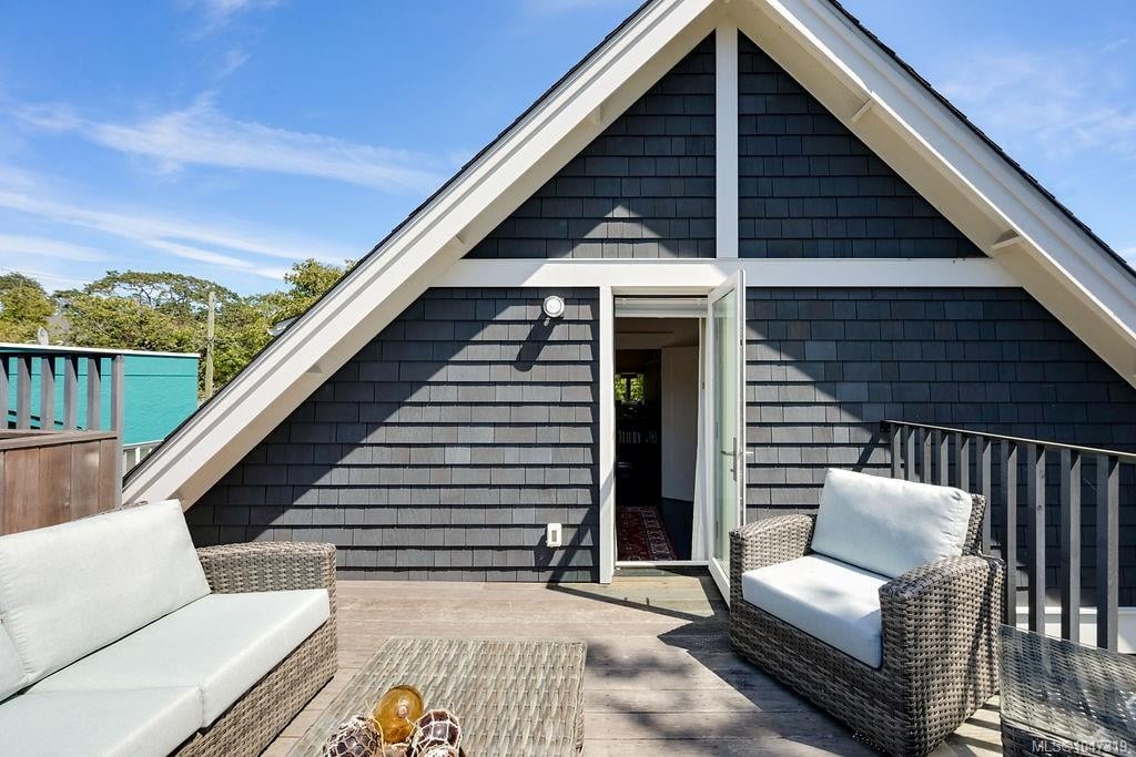 2654 Fernwood Rd