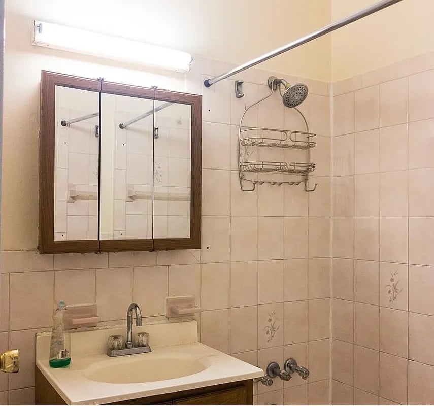 1211 Nostrand Avenue 2F