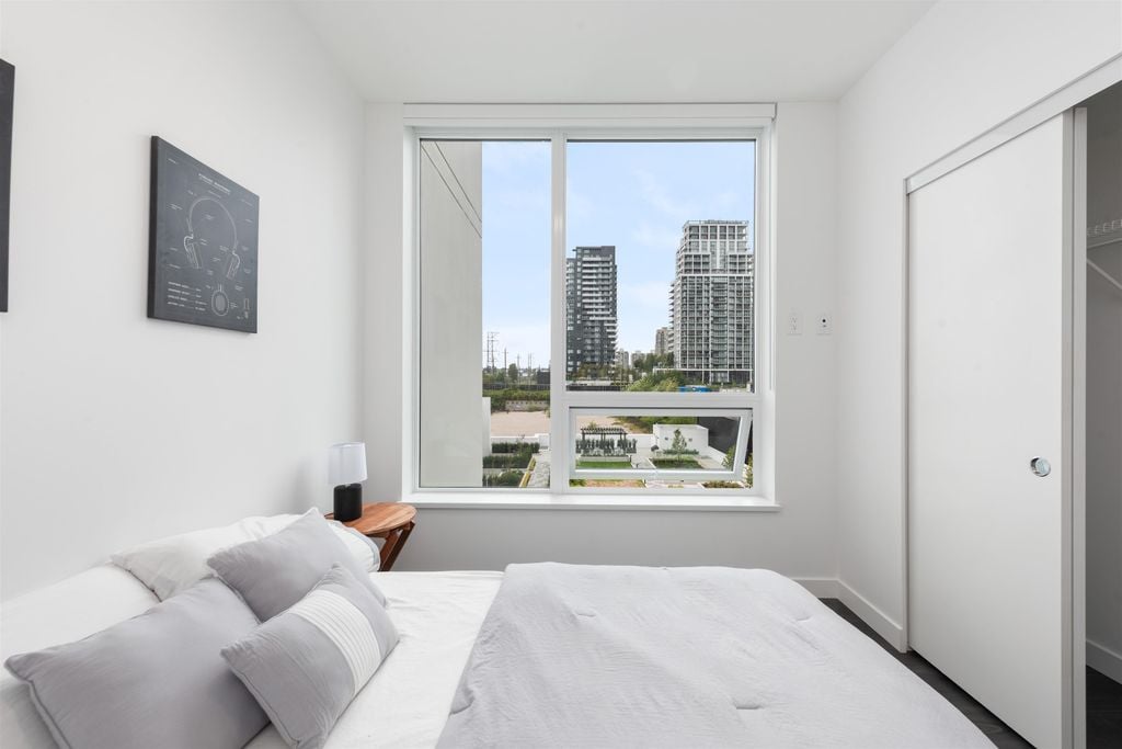 2425 Alpha Ave, #307