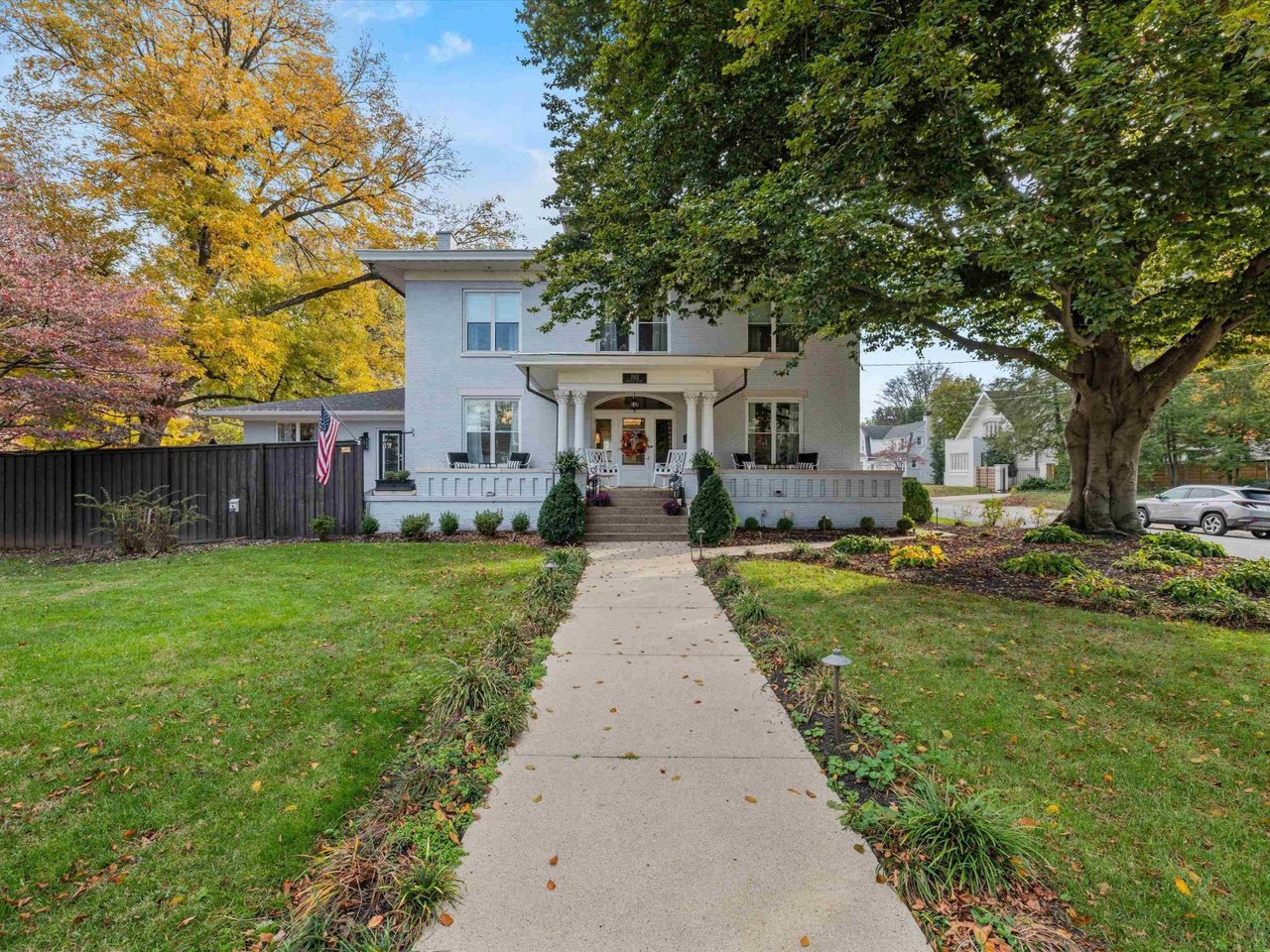 702 Griffith Ave