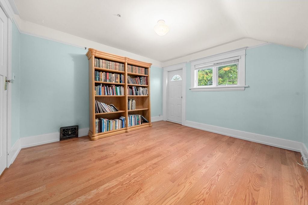 49 W 7th Ave, #3447