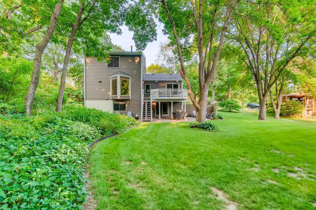 4100 Auburn Dr