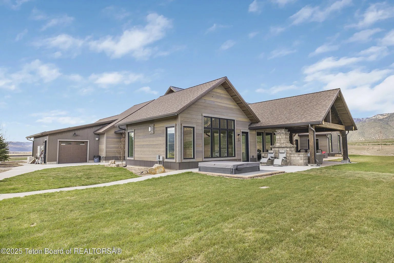 2399 Chapel Rd