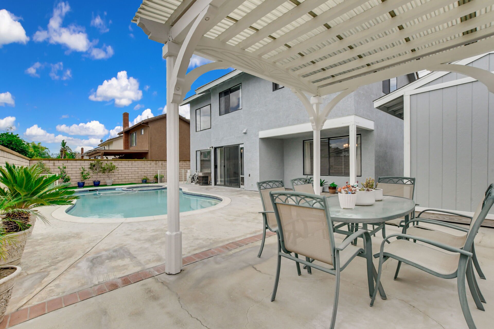 13531 Magnolia Avenue