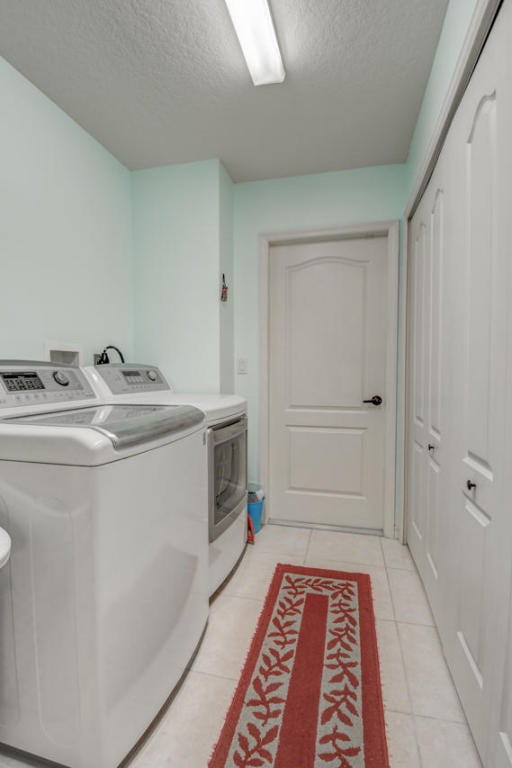 214 SW Fernleaf Trl