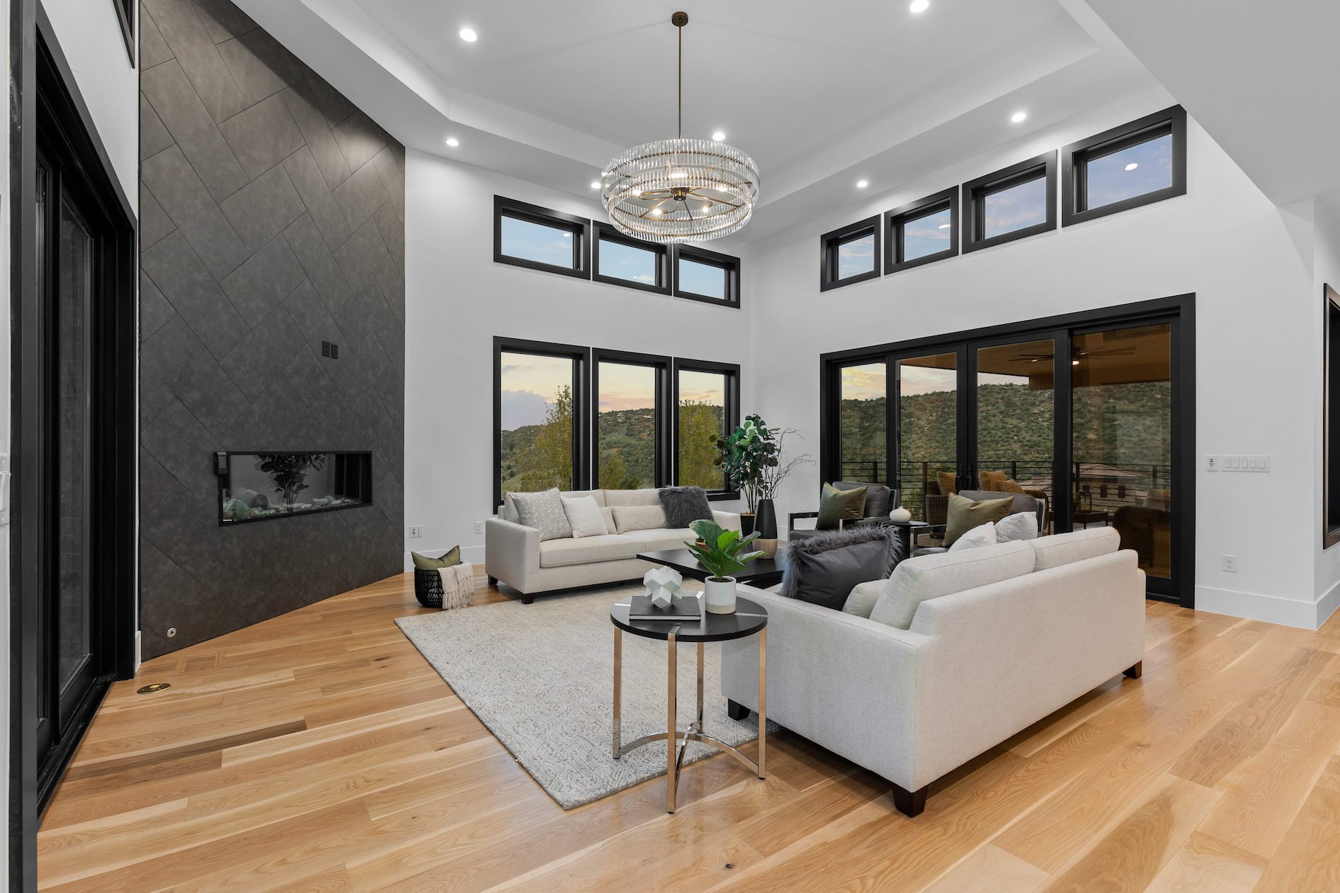 8103 Raphael Lane