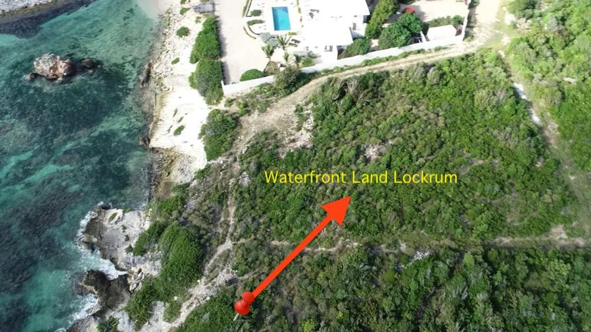 Waterfront Land Lockrum Villa