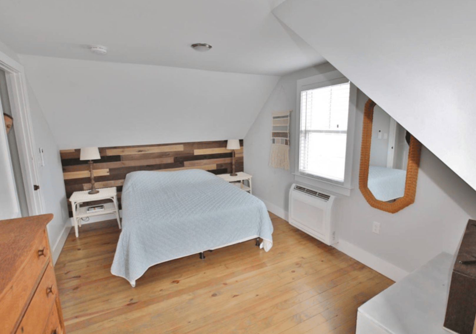 207 8th Street, Beach Haven