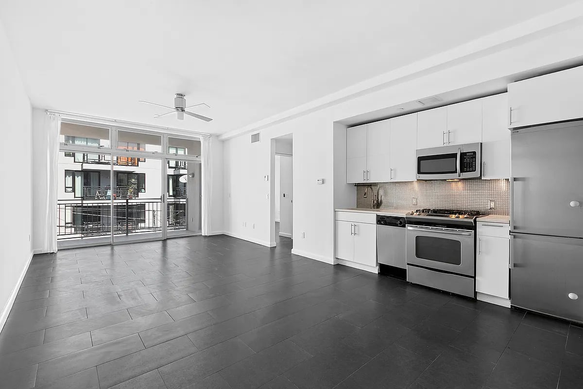 233 Devoe Street #3A