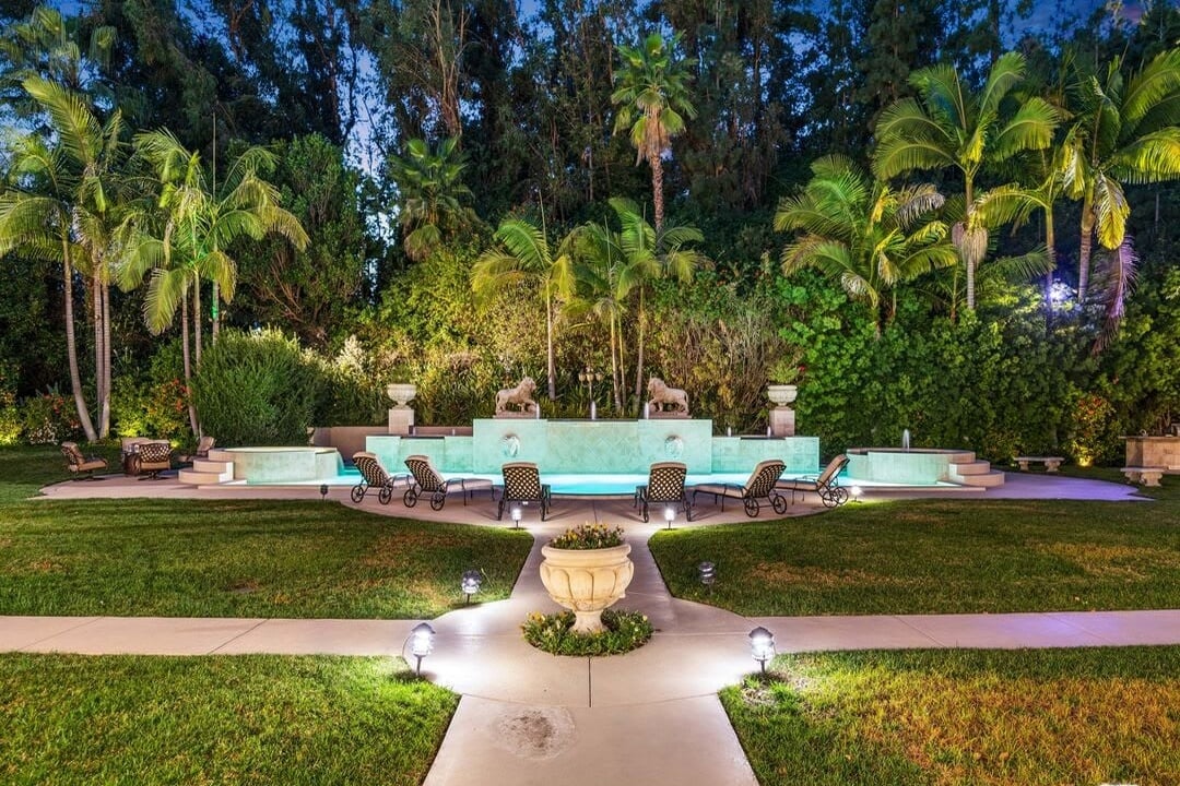Valley Oasis