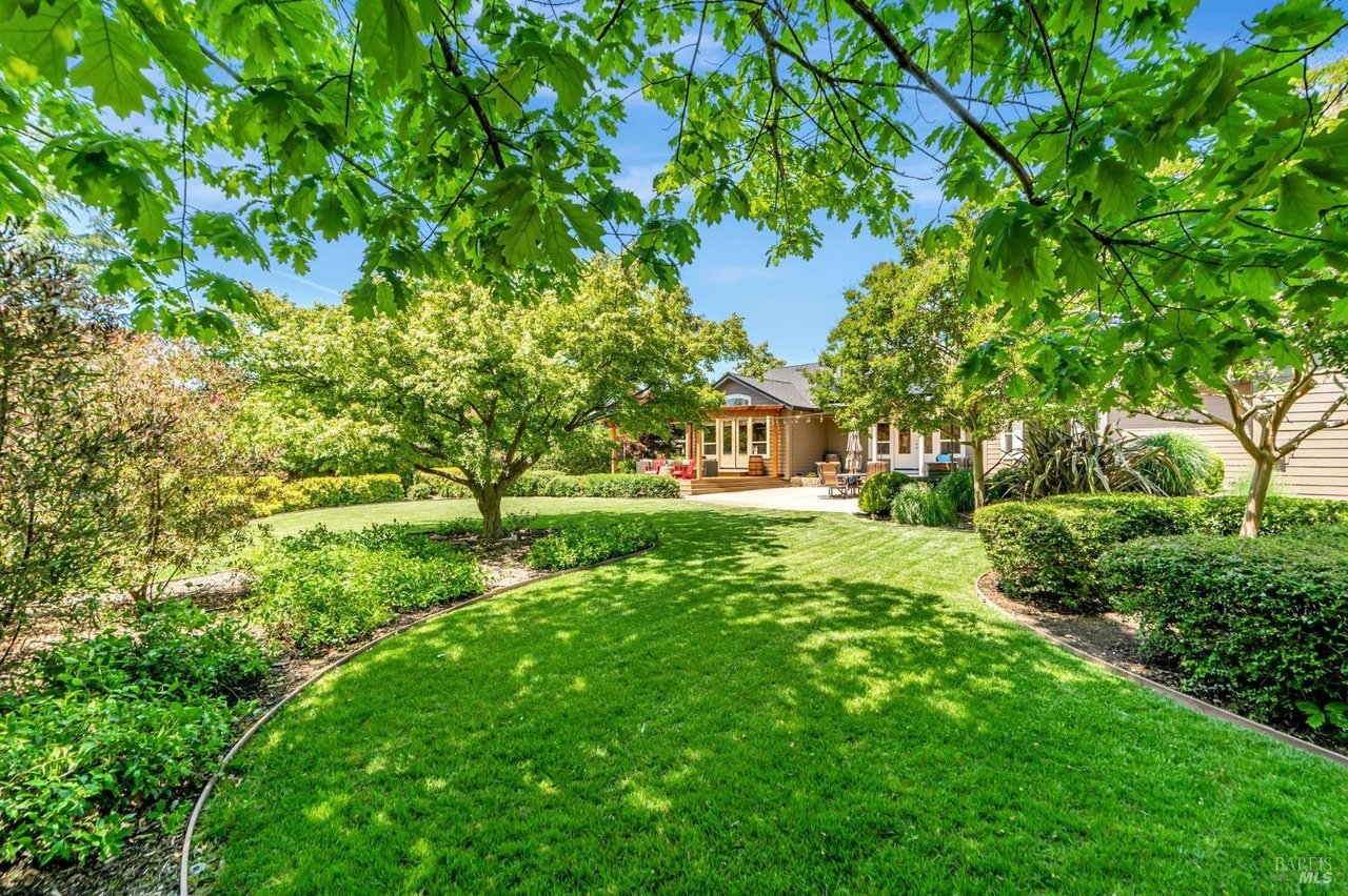 320 Wilson Ln