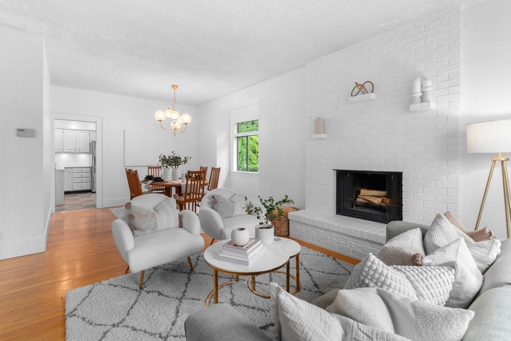 306 Webber Ave