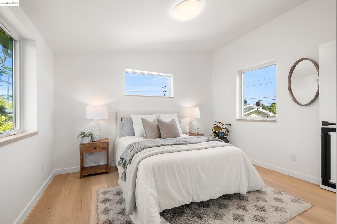 2514-2516 Mathews St