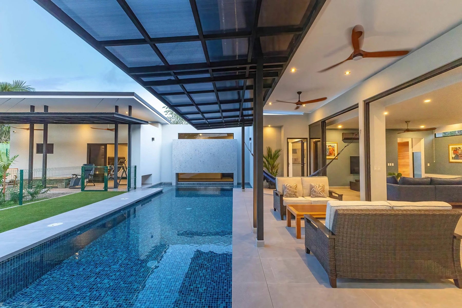 3 Bedroom, Contemporary Estate home in Manuel Antonio 