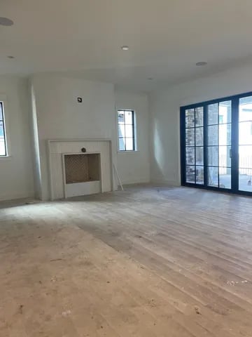 320 Kelly Glenn Ct
