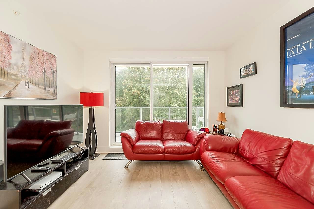 680 Seylynn Cres, #415