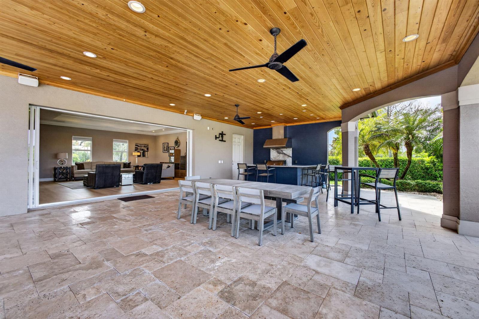 11135 Lynwood Palm Way