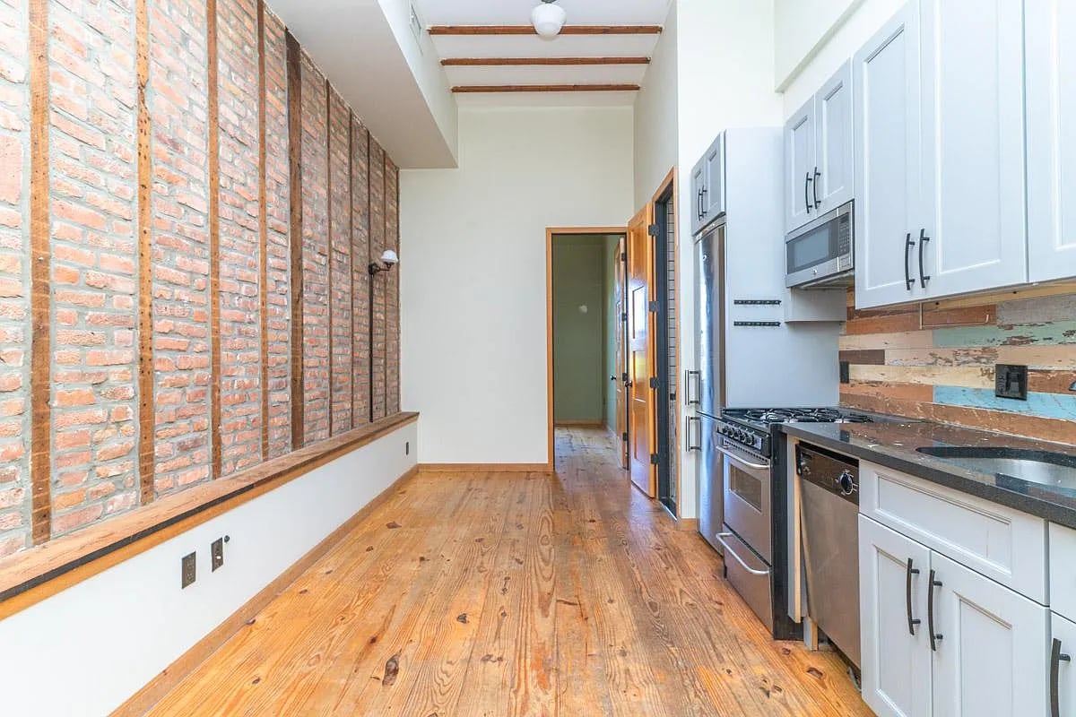 212 Starr Street 2R