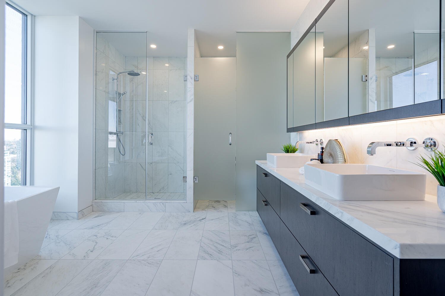  SOLD: Luxury Corner Penthouse 