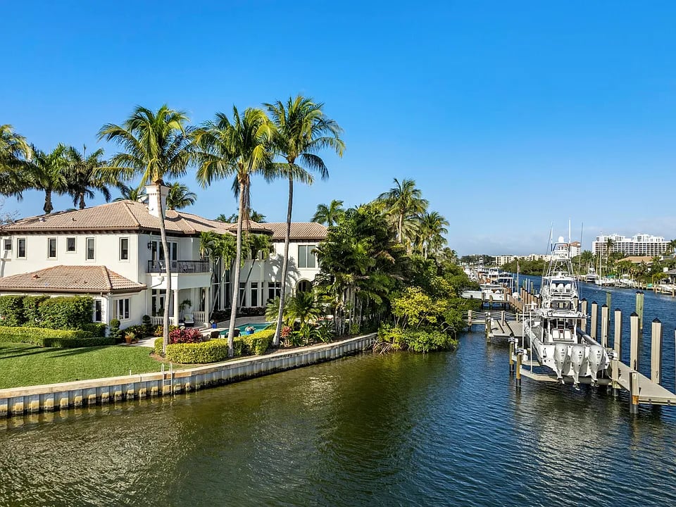 756 Harbour Isles Court
