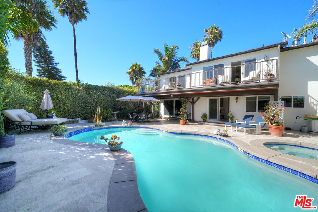 Vireon Crest, Morning View Dr, 90265