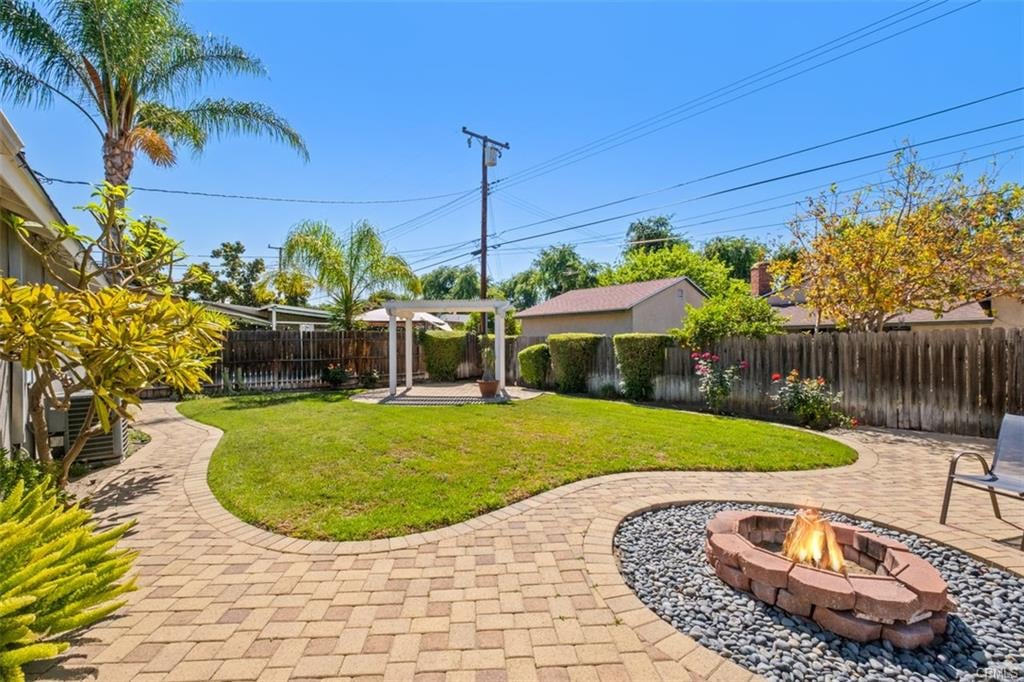 W Southgate Avenue