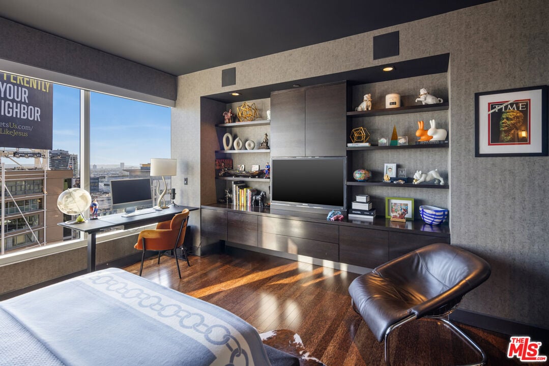 6250 Hollywood Blvd, #14H