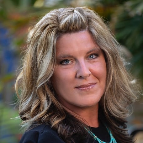 Dawn Gonet Key West, FL Real Estate Agent Headshot