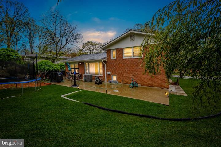 1202 Dunoon Ct