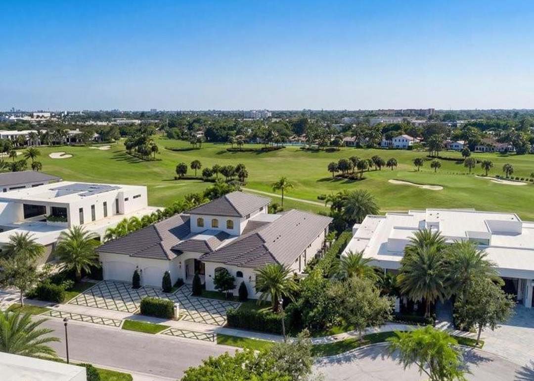 4013 Country Club Ln