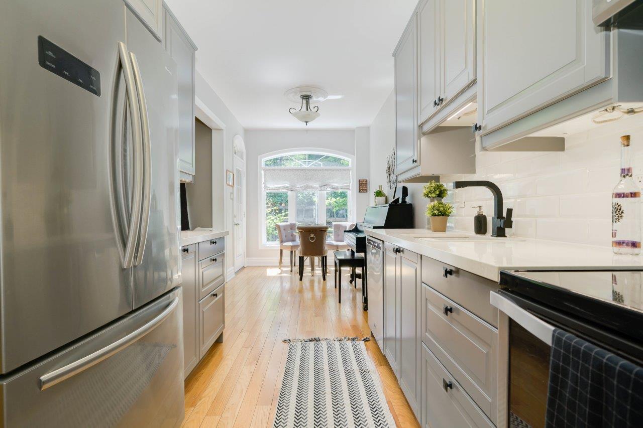 14B Bingham Ave