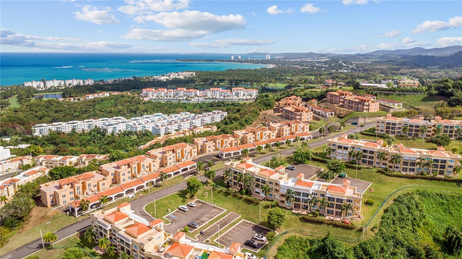 10 H #201, Rio Grande penthouse