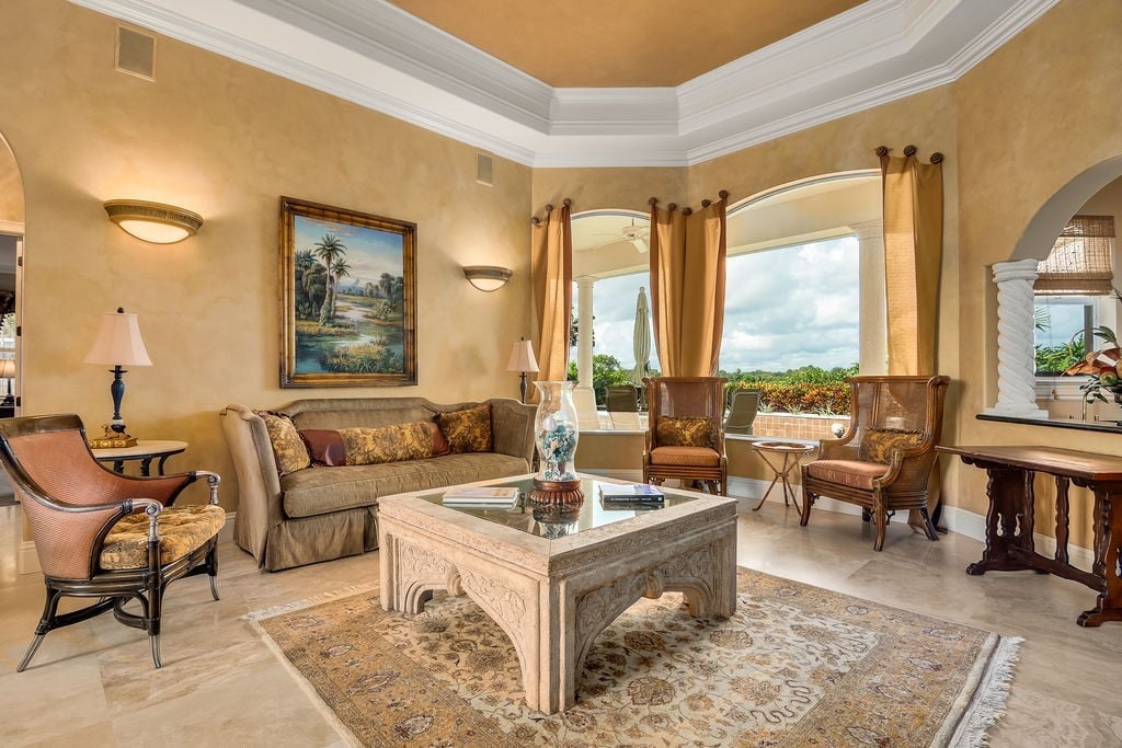 5505 Las Brisas Dr