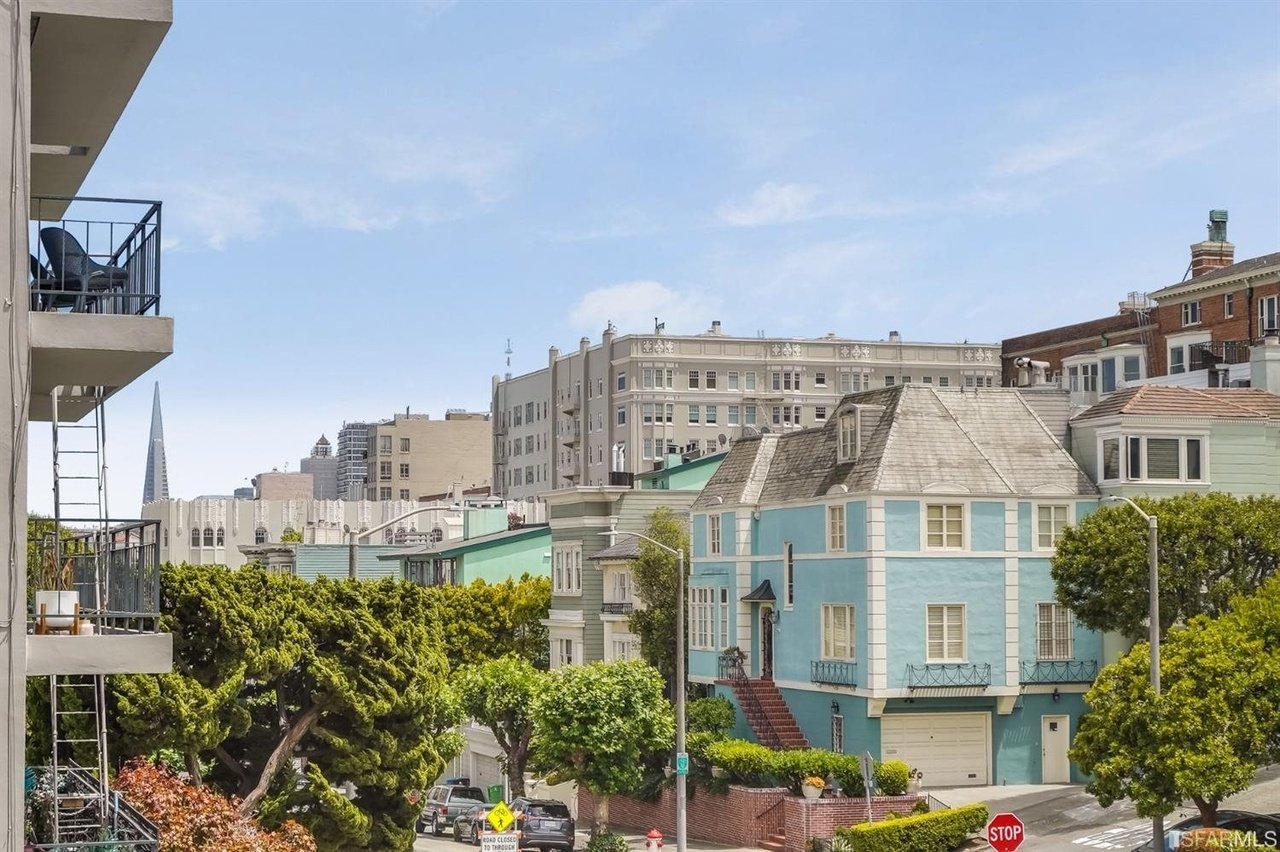 2016 Pacific Ave #201