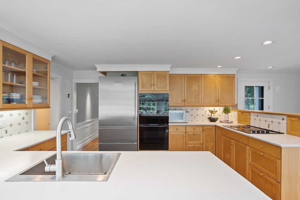83 Walnut St