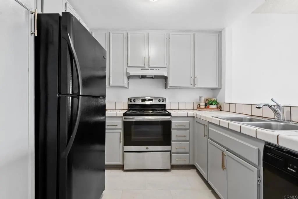 5990 Dandridge Ln #198