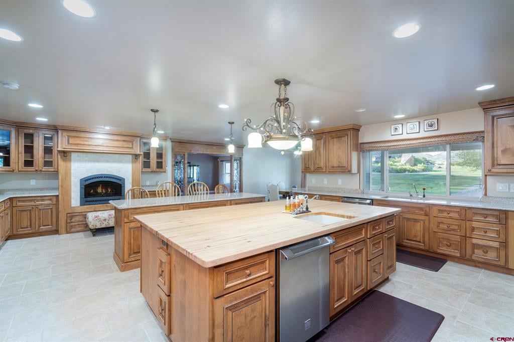 142 Meadow Road