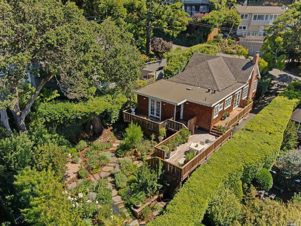 174 San Carlos Ave
